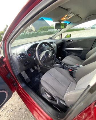 Seat Leon cena 13600 przebieg: 238789, rok produkcji 2006 z Wieleń małe 67